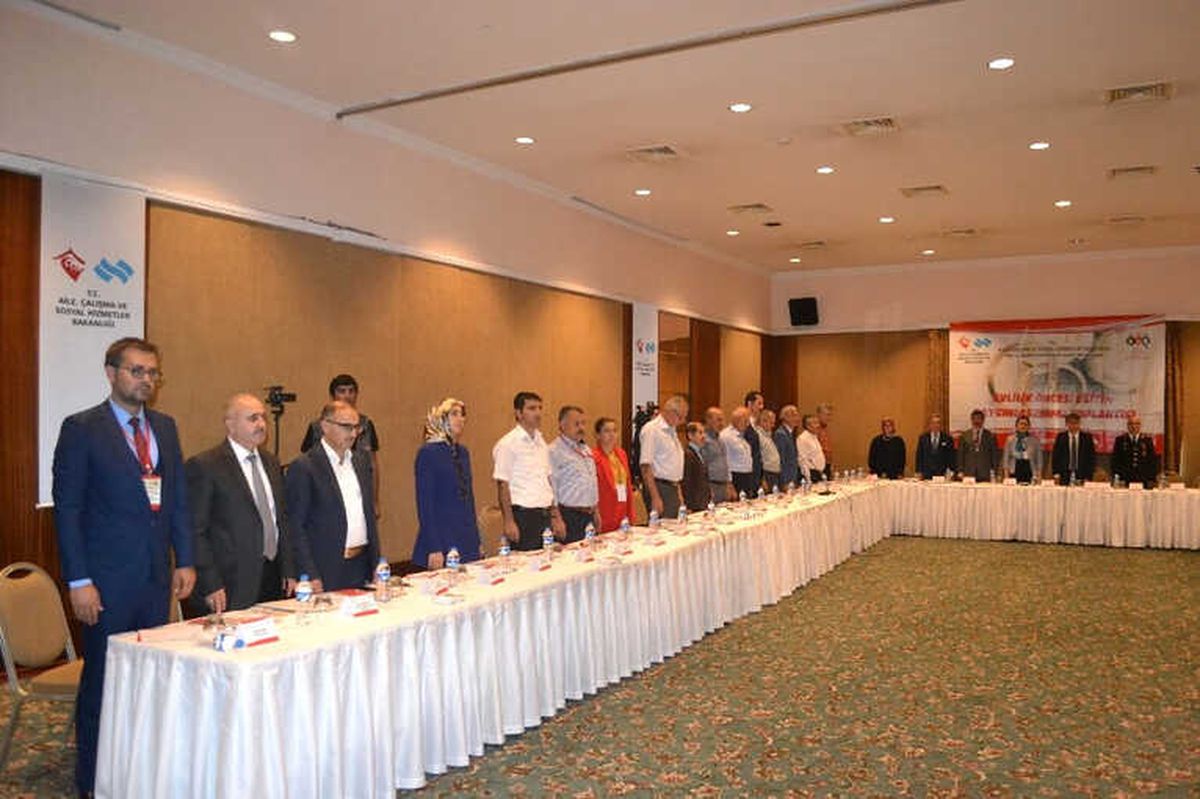 Erzurum\'da Evlilik Öncesi Eğitim Tanıtım ve Yaygınlaştırma Programı İstişare Toplantısı