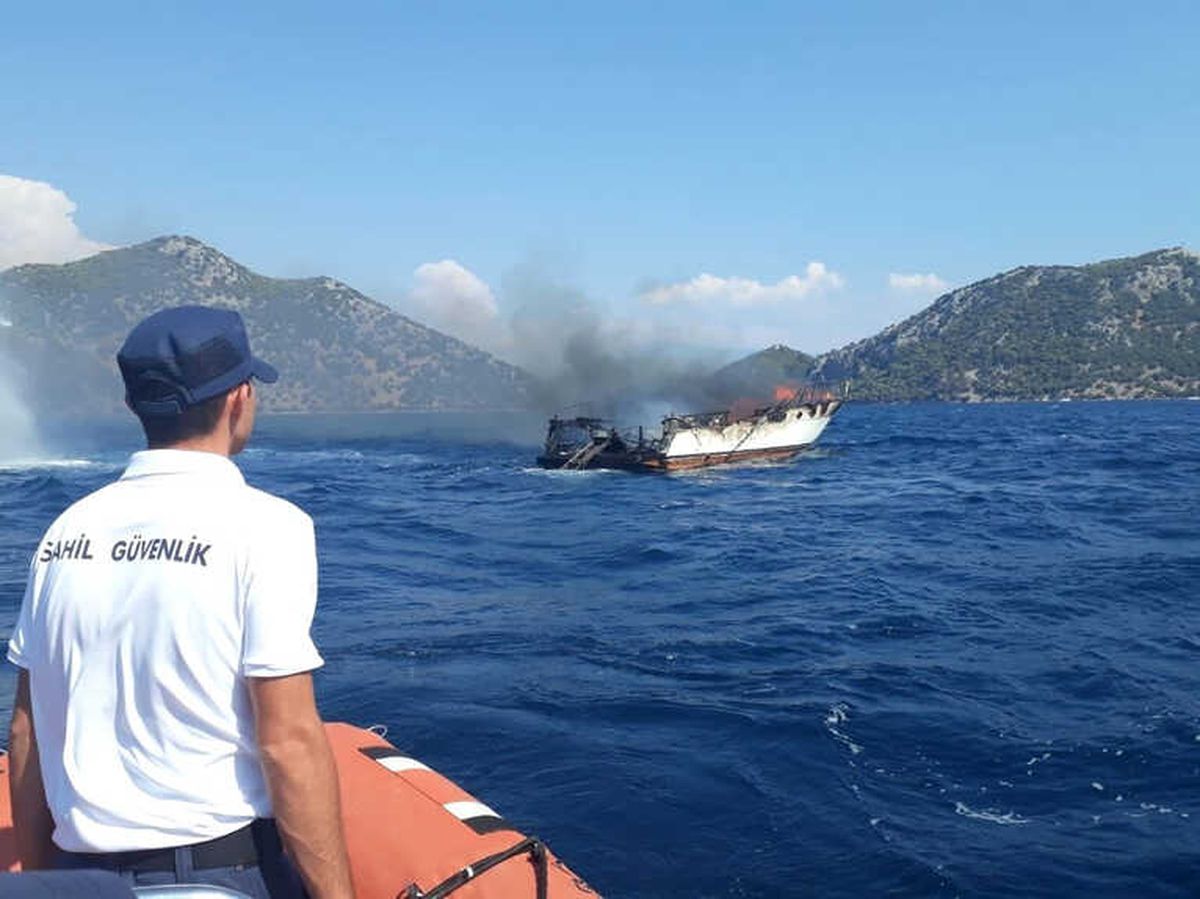Fethiye Açıklarında Tekne Yangını