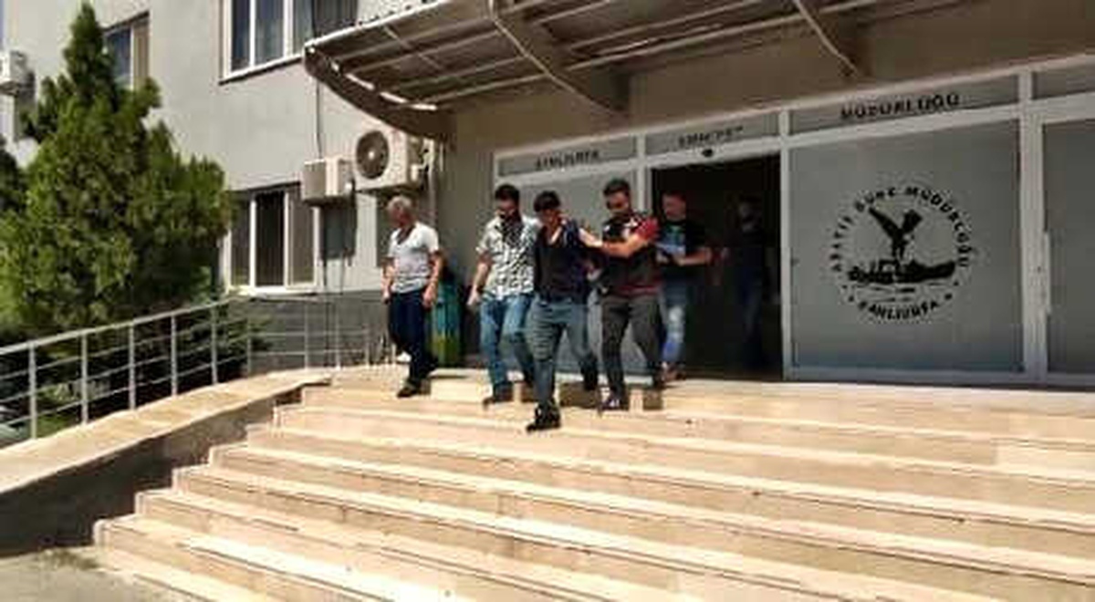 Güvenlik Kamerasına Yakalanan Kapkaçılar Tutuklandı