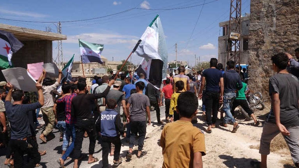 Halep, İdlib ve Hama\'daki Gösterilerde Saldırılar Kınandı