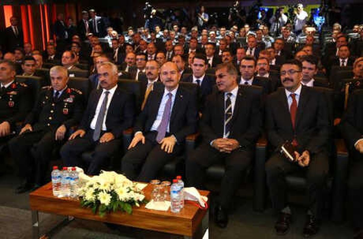 İçişleri Bakanı Soylu: Direksiyon Başında Telefonu Bitereceğiz
