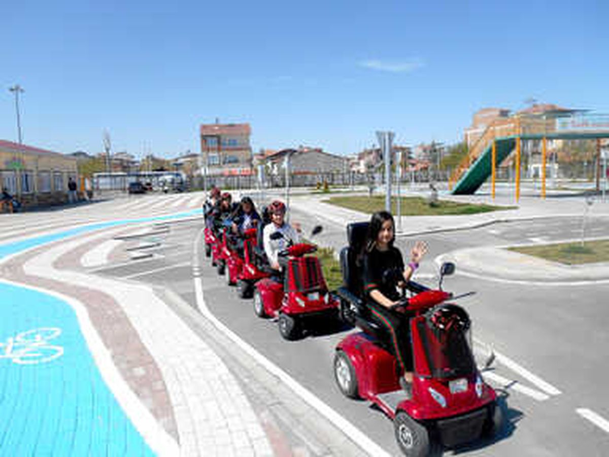 Öğrencilere Uygulamalı Trafik Eğitimi