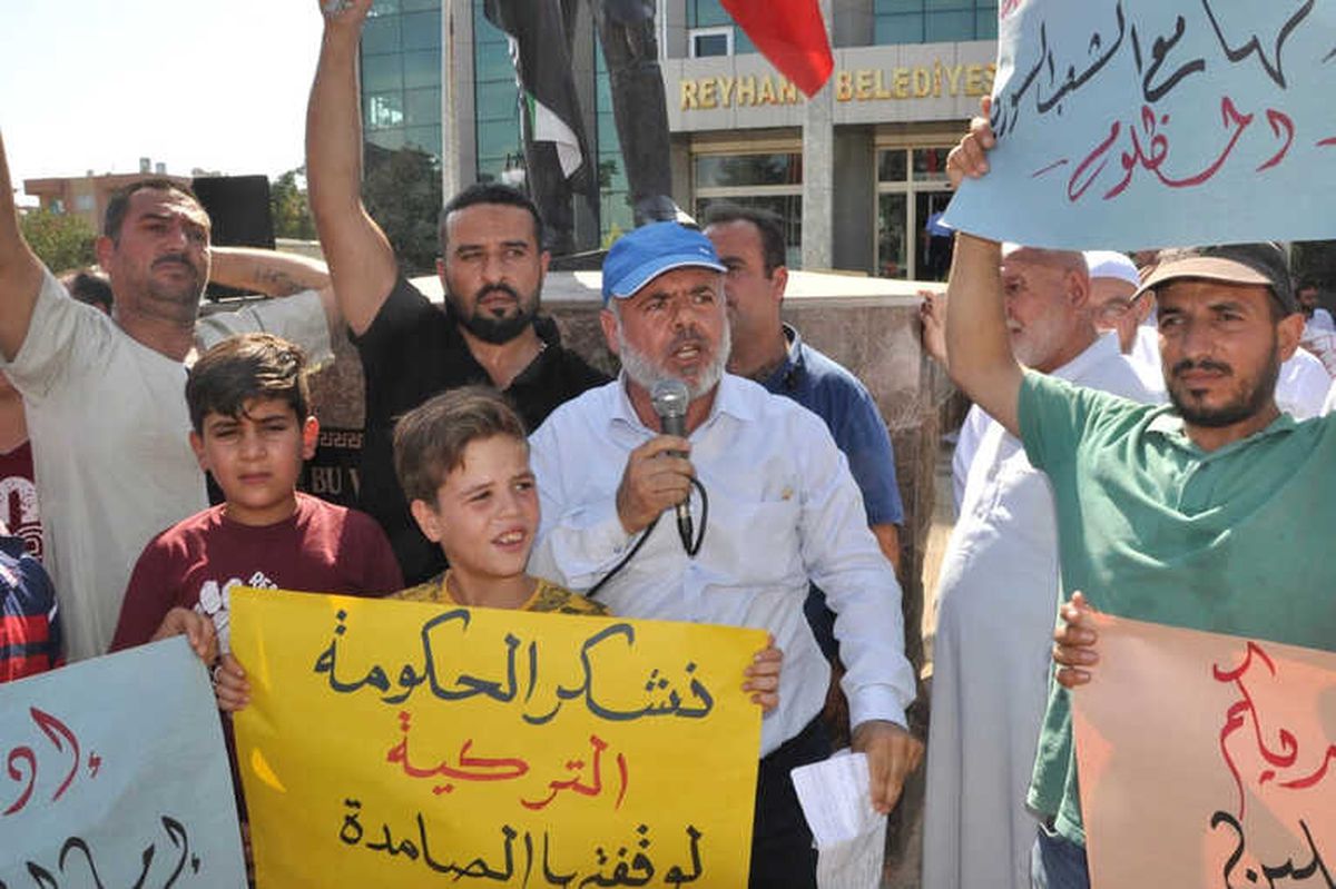 Reyhanlı\'daki Suriyelilerden İdlib\'e Müdahaleye Protesto