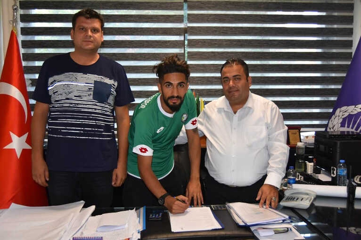 Salihli Belediyespor, Ayvaz Koç\'u Renklerine Bağladı