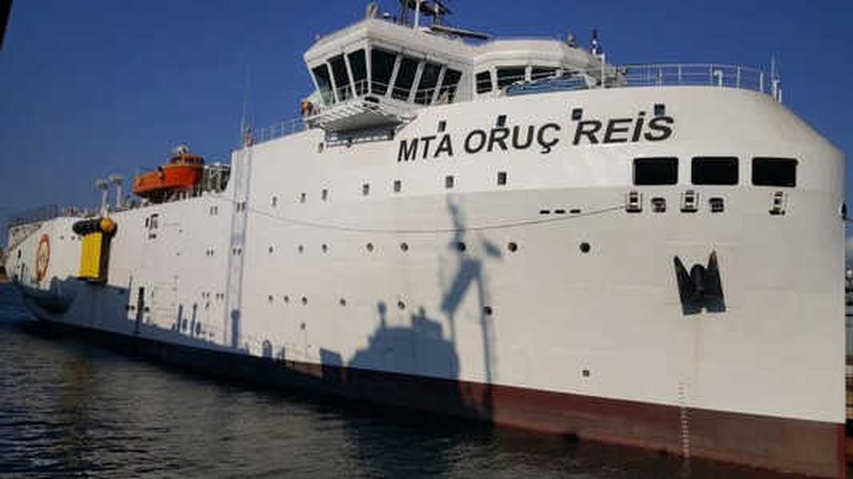 Sismik Araştırma Gemisi Oruç Reis, Karadeniz\'de Petrol Keşfine Çıktı