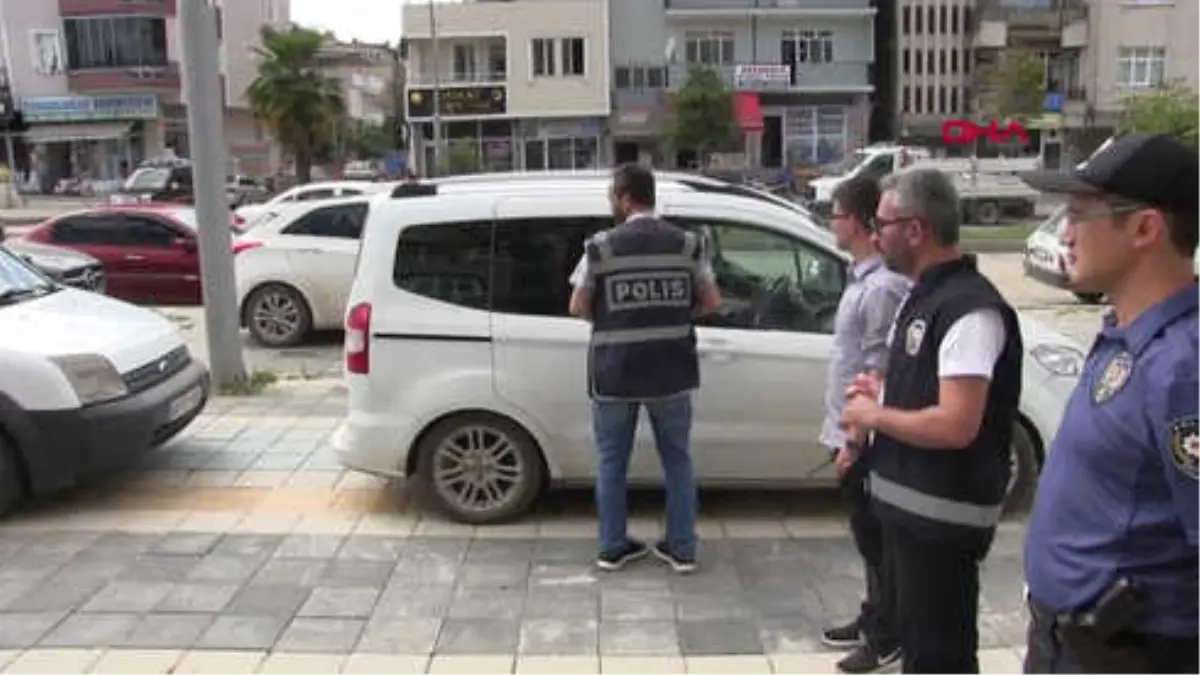 Tekirdağ\'da Otomobil Tarlaya Uçtu: 3 Ölü, 2 Yaralı