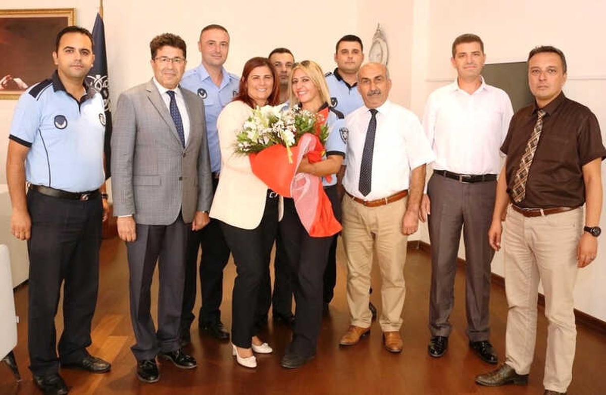 Zabıtalardan Başkan Çerçioğlu\'na Ziyaret