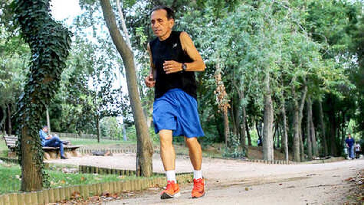 71 Yaşında, 45. Maratonunu Berlin\'de Koşacak