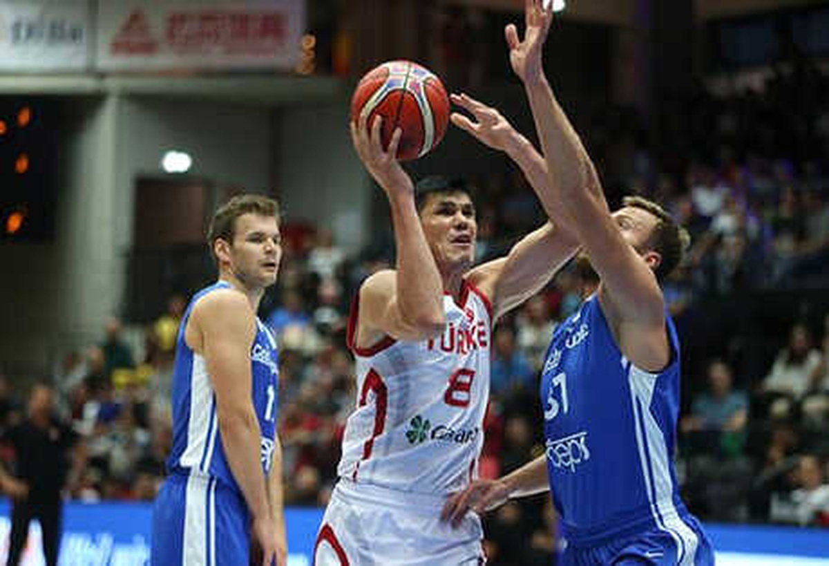 A Milli Erkek Basketbol Takımı, Super Cup\'ta Şampiyon Oldu