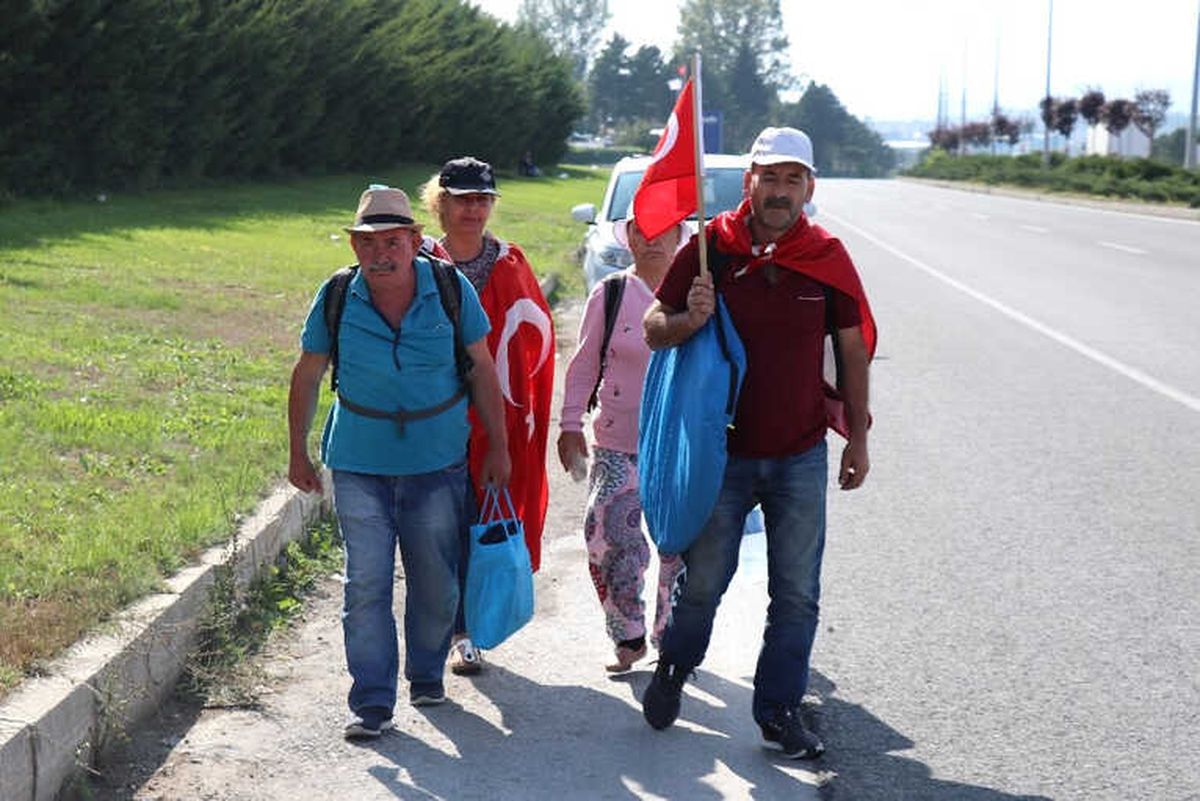 Cezaevindeki Çocuklarına Af İçin Ankara\'ya Yürüyorlar