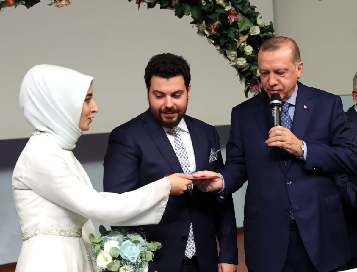 Erdoğan Nikah Şahidi Oldu