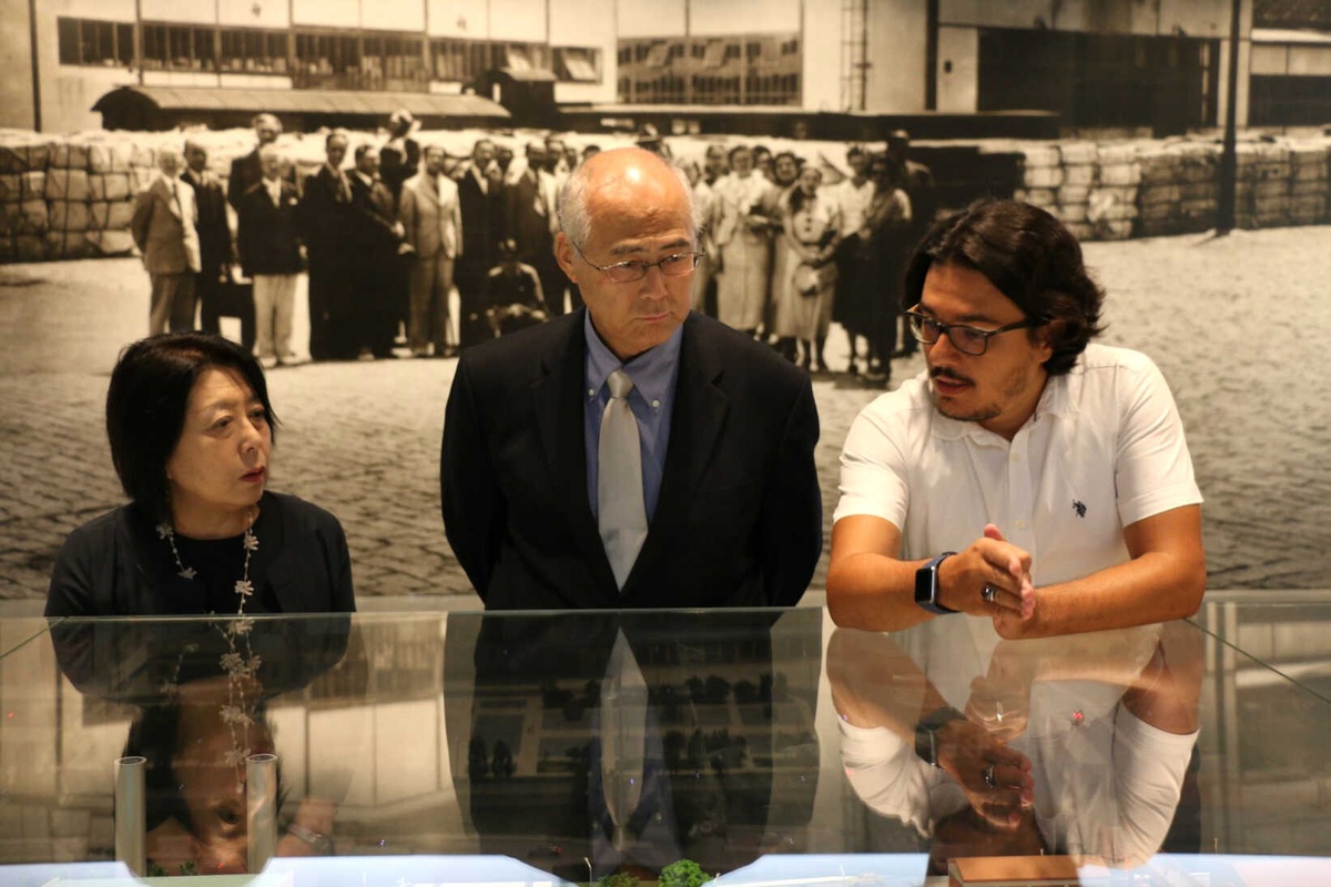 Japon Başkonsolos Bilim Merkezi\'ni Ziyaret Etti
