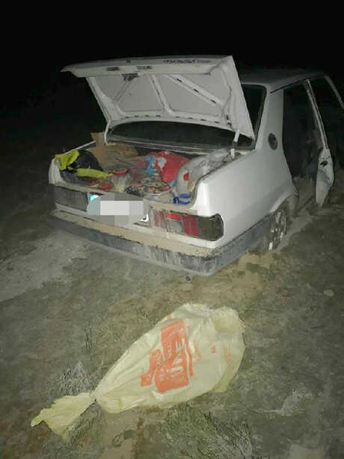 Kaçak Avcılar, Otomobilleri Çamura Saplanınca Yakalandı
