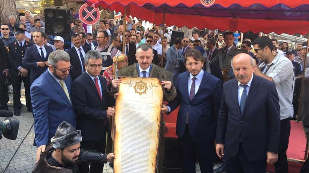 Konya\'dan Gönderilen Sultan Alâeddin\'in Berat ve Sancağı Söğüt\'te Teslim Alındı