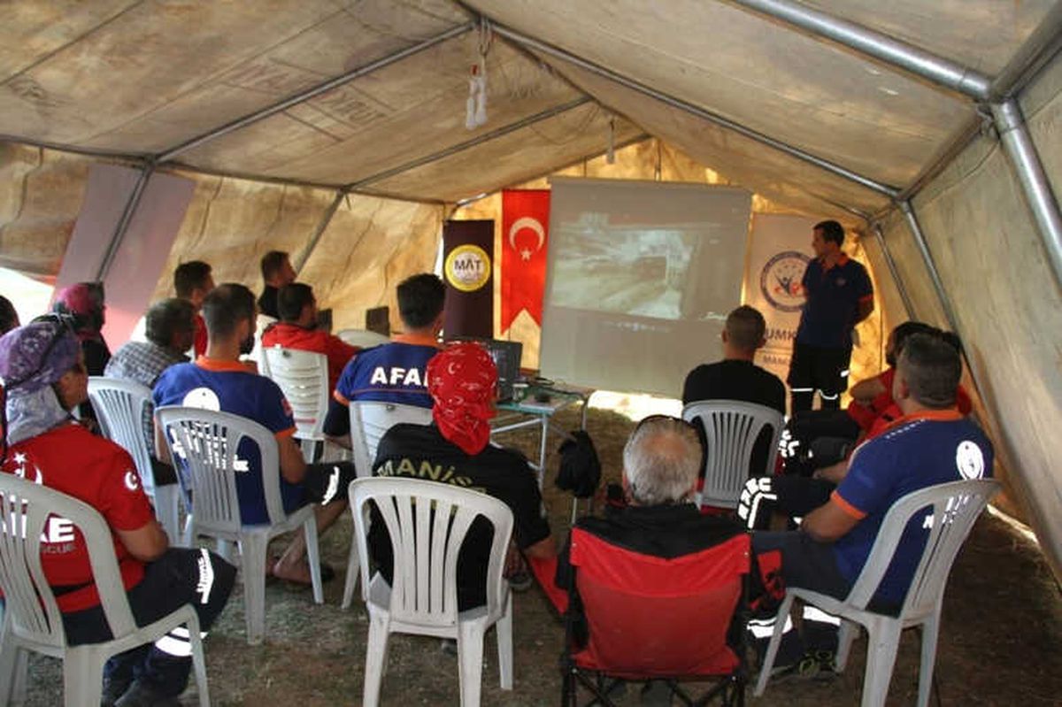 Manisa\'da Kurtarma Tatbikatı