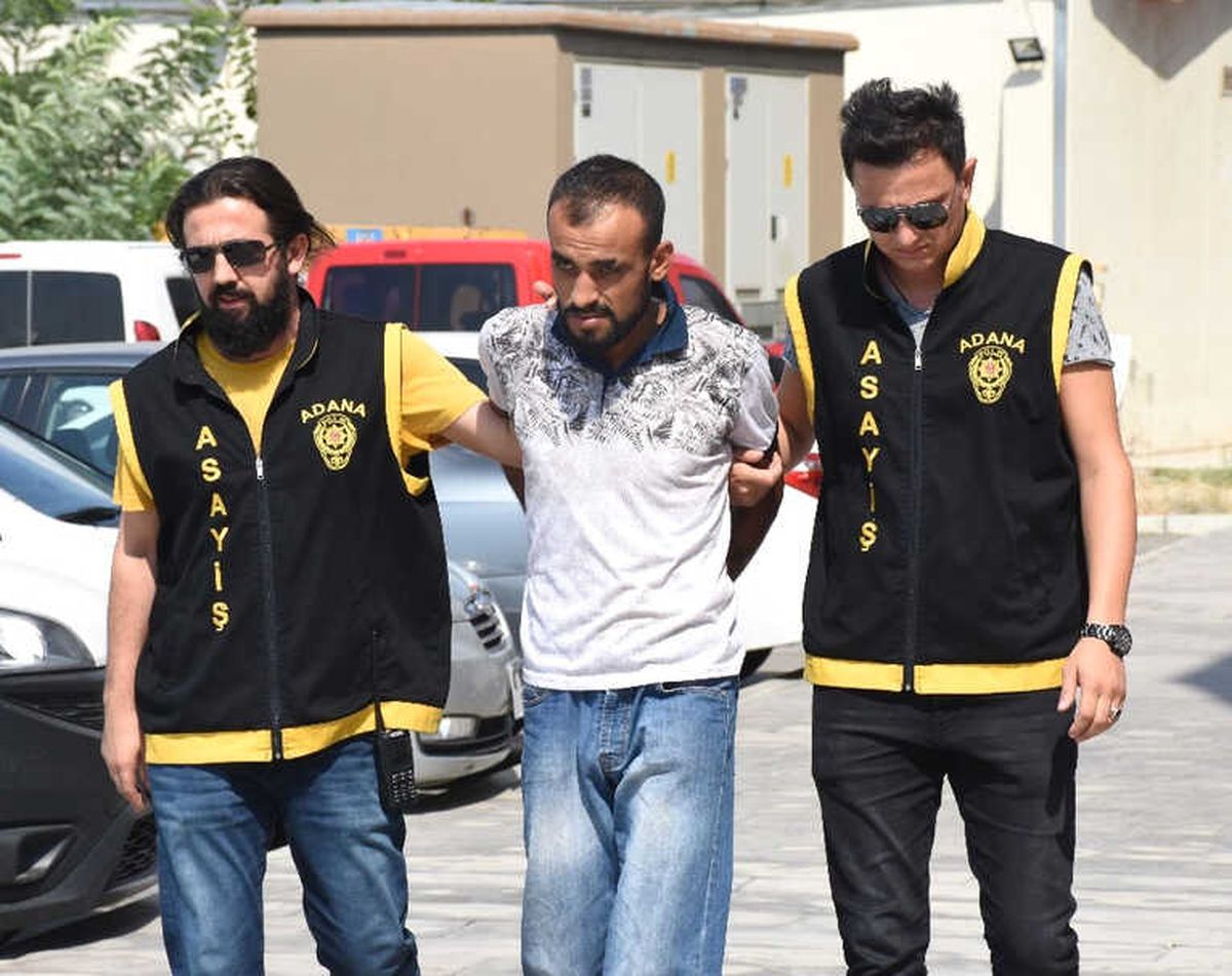 Tesisatçı Pırlanta İşlemeli Altın Tespihi Çaldı "Şeytana Uydum" Dedi