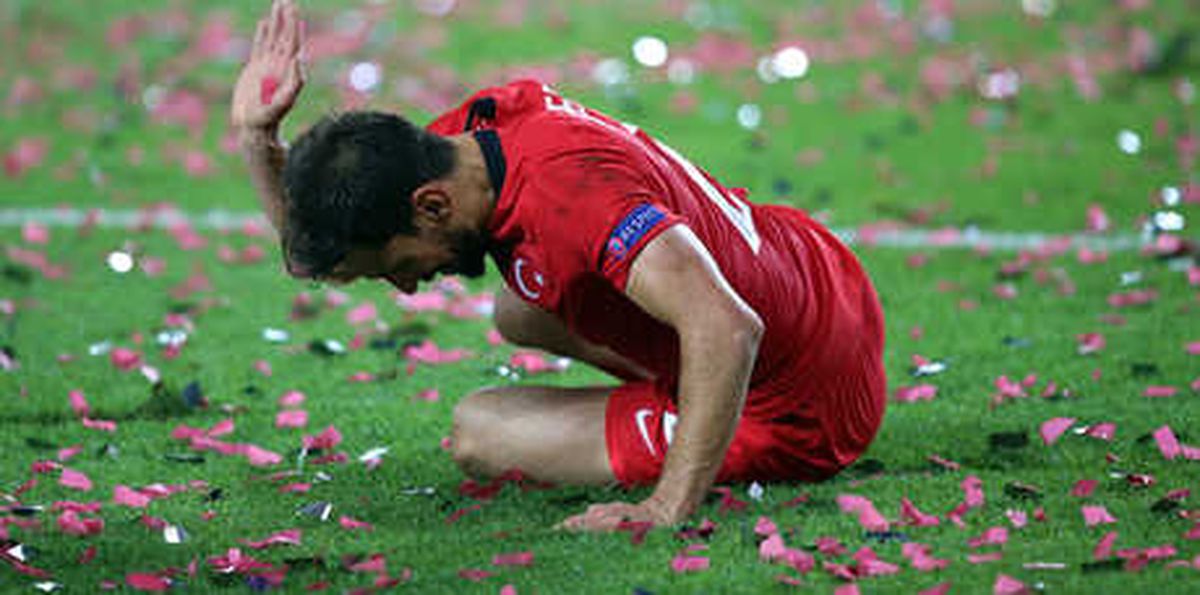 TRT\'den UEFA\'ya Türk Lirası Resti!