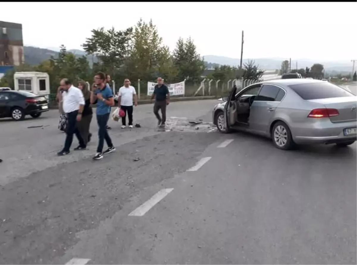 Zonguldak\'ta Trafik Kazası: 2 Yaralı