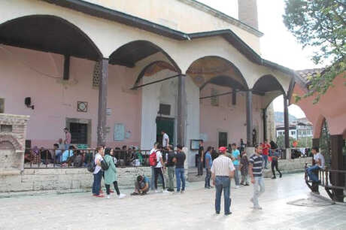 Amasya\'da, 117 Afgan Sığınmacı Cami Avlusunda Kalıyor