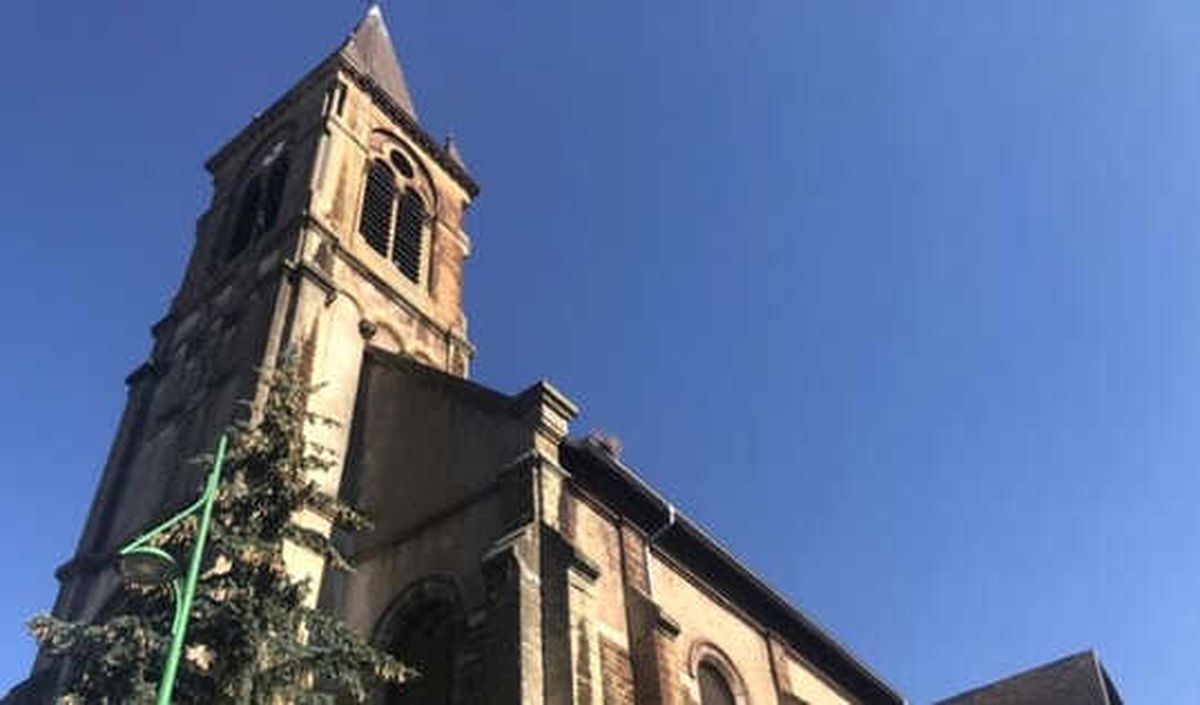 Asırlık Kilise Satışa Çıkarıldı