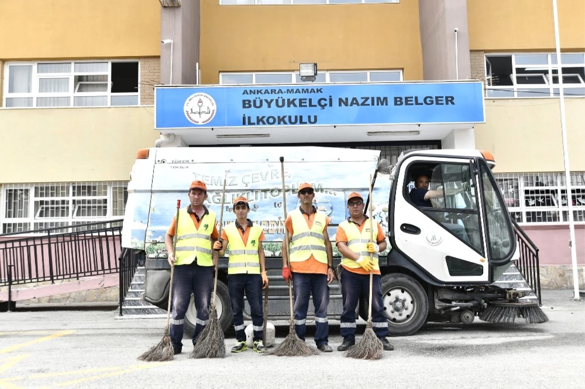 Mamak Belediyesi Okulları Yeni Döneme Hazırlıyor