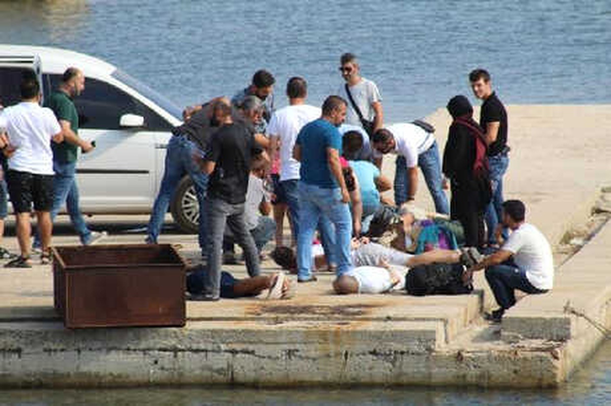 Midilli\'ye Kaçmak İsteyen 15 Fetö\'cü Yakalandı
