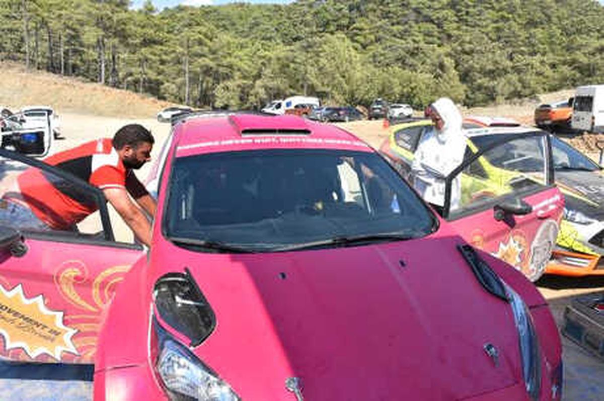 Ralli Şampiyonasının Tek Türk Kadın Pilotu Çetinkaya: Hazırım ve Heyecanlıyım - Yeniden