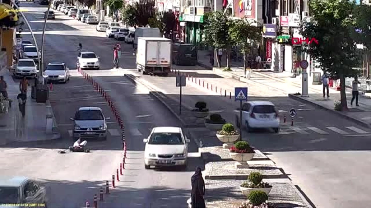 Tokat\'taki Kazalar Mobese Kameralarına Yansıdı