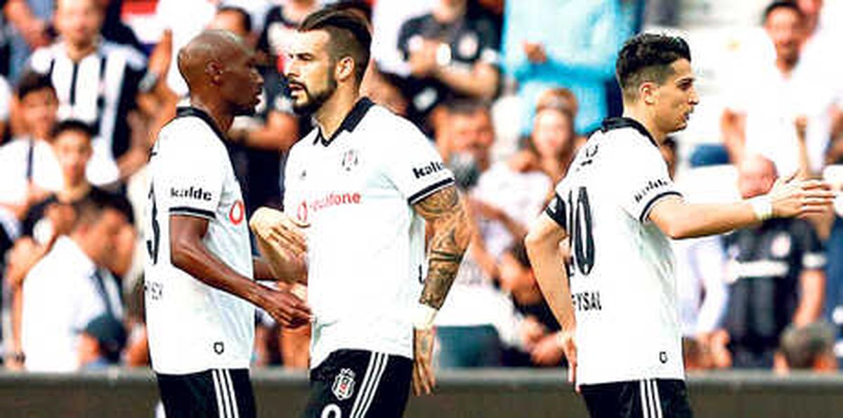 Atiba Hutchinson\'dan Geri Dönüş