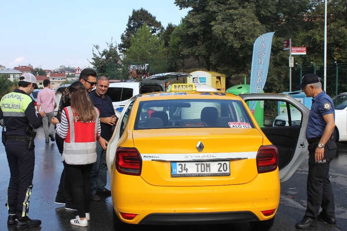 İstanbul\'da Okul ve Çevresinde Asayiş Denetimi