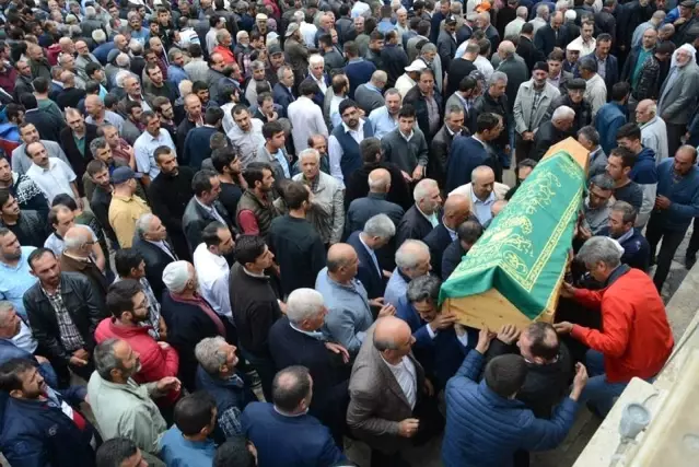 Kazada Hayatını Kaybeden MHP’li Başkan Toprağa Verildi Son Dakika