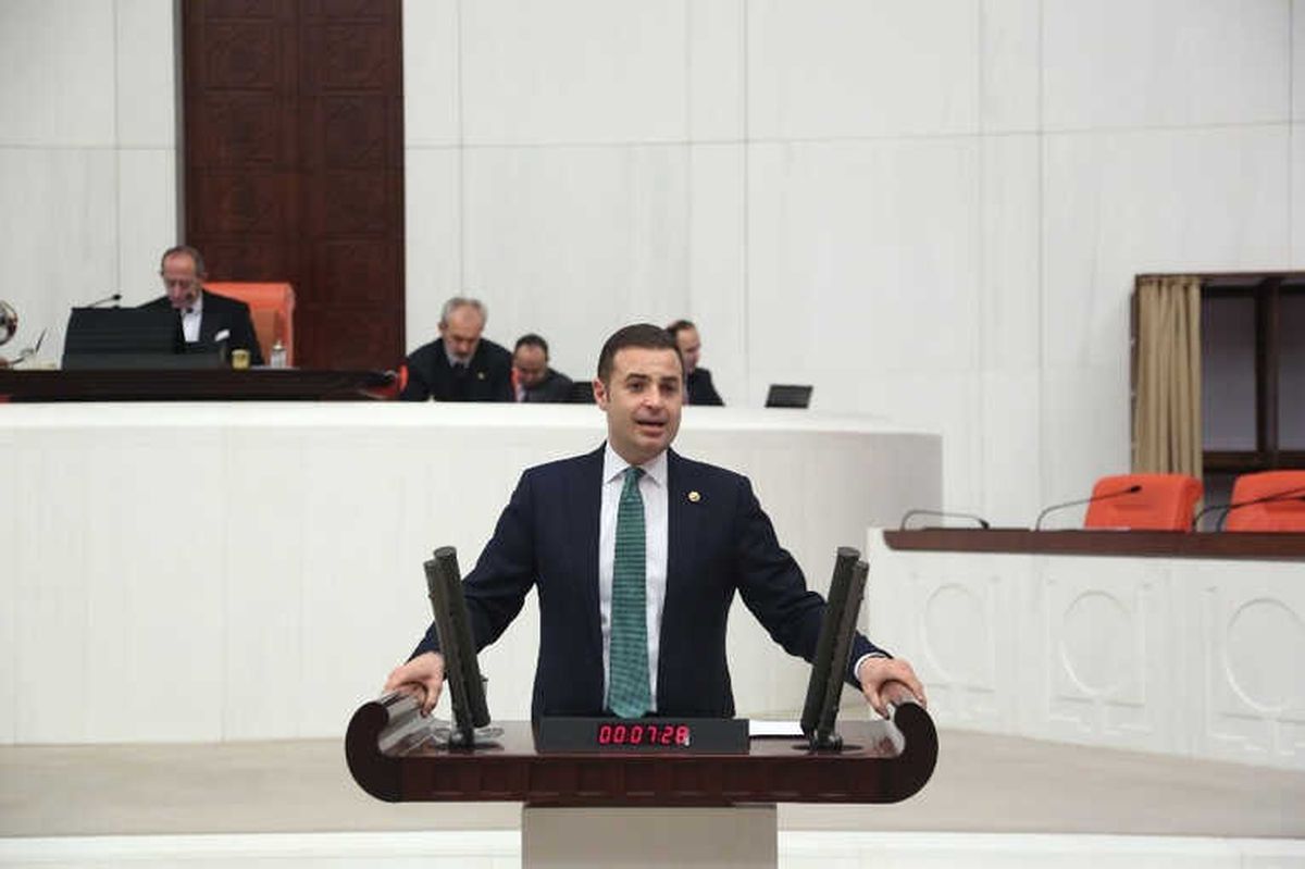 Kılıçdaroğlu\'ndan Ahmet Akın\'a Yeni Görev