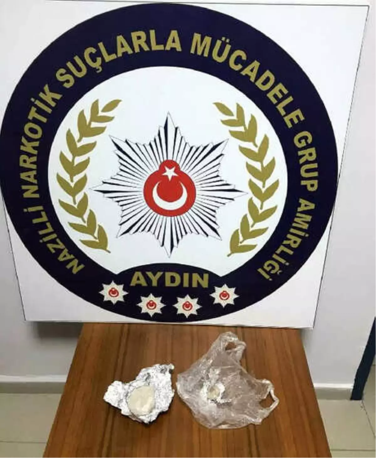 Sokakta Uyuşturucu Satışına 2 Tutuklama