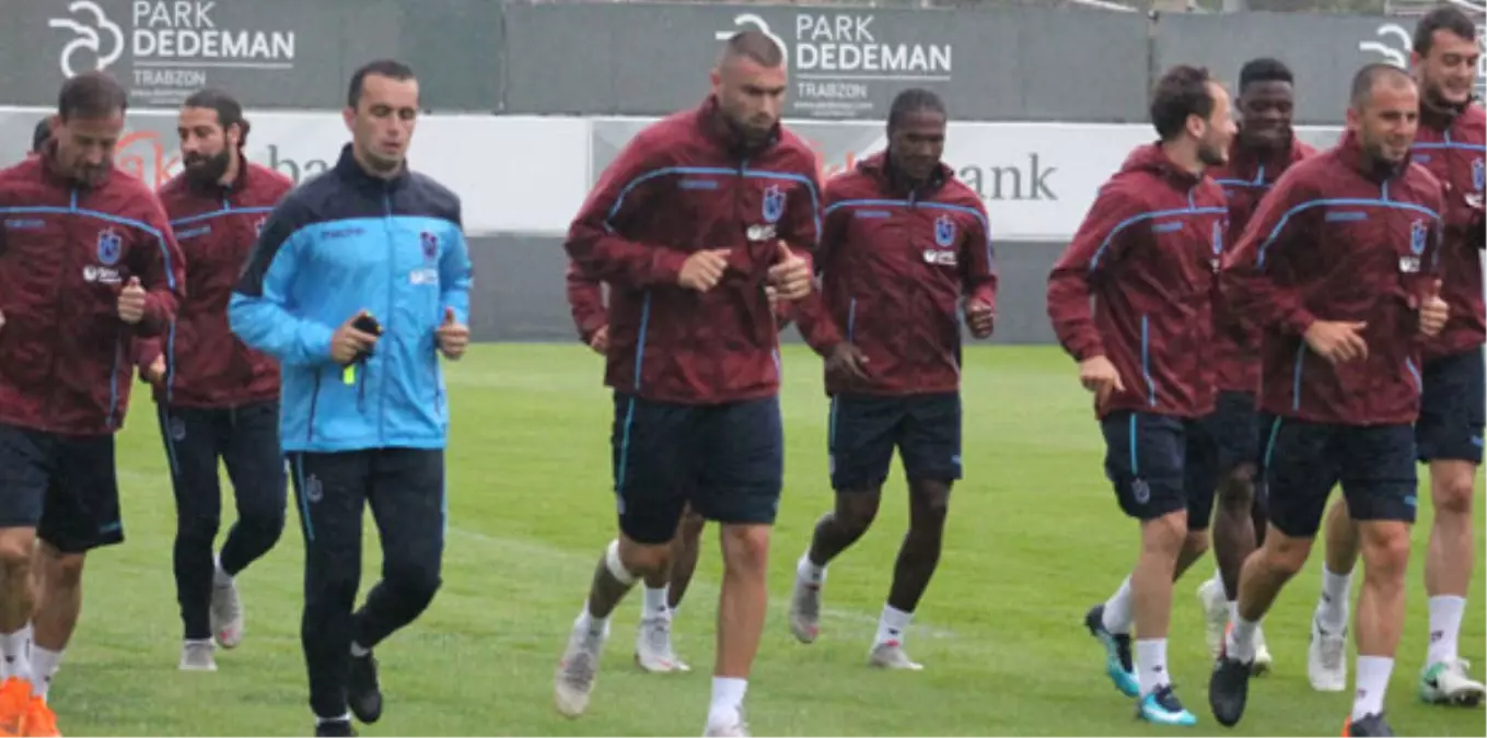 Trabzonspor\'da Burak Yılmaz Sürprizi