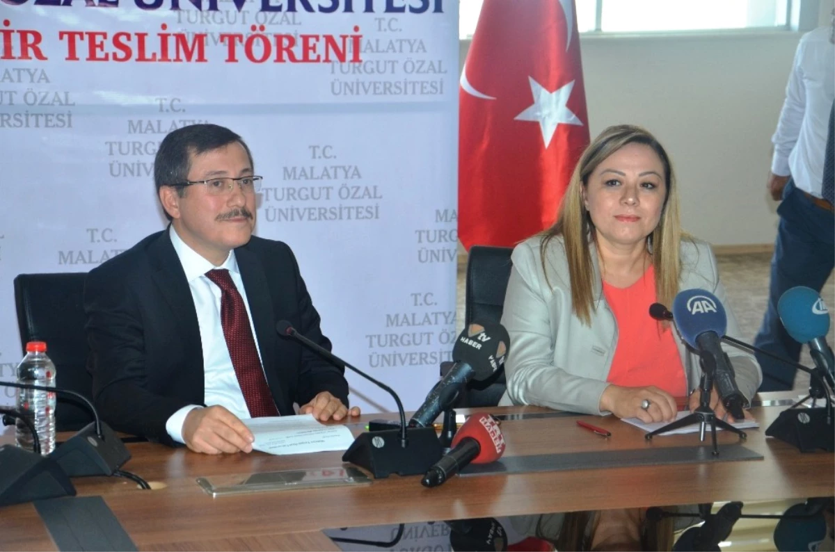 Turgut Özal Üniversitesinde Devir-teslim Töreni