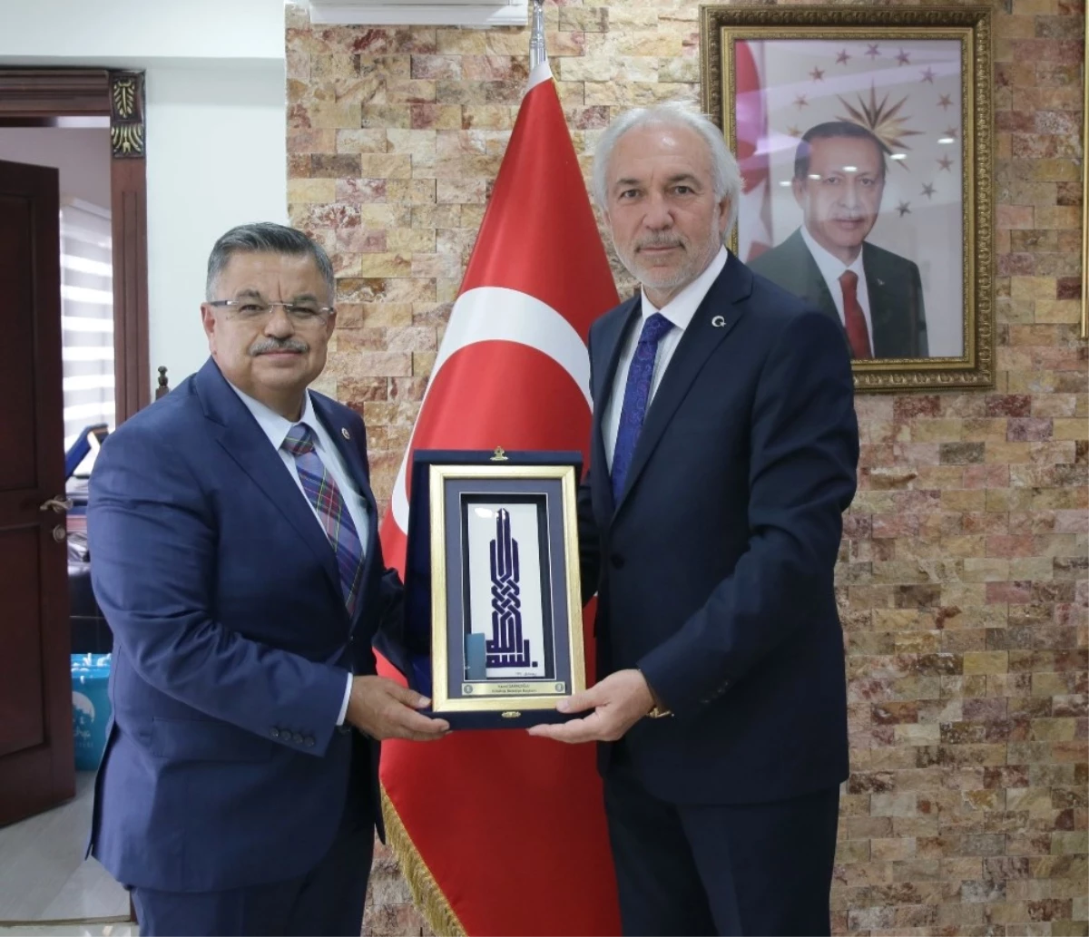 AK Parti Yerel Yönetimler Başkan Yardımcısı Selim Yağcı\'dan Vali ve Belediye Başkanı\'na Ziyaret