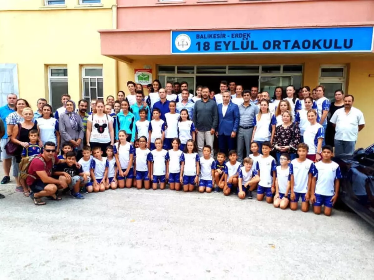 Atletizm Federasyonu Başkanı Çintimar Erdek\'te