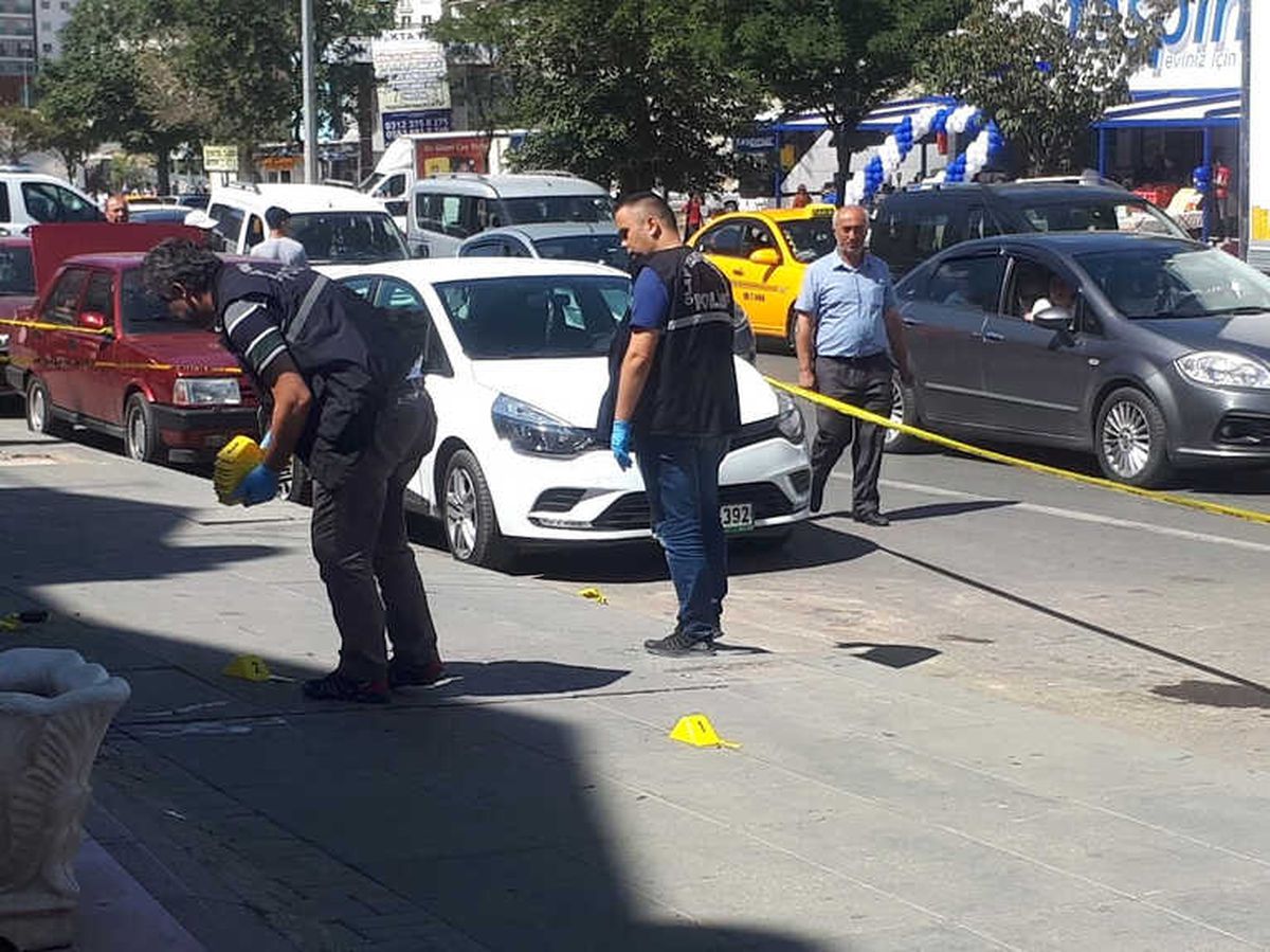 Başkent\'te Silahlı Saldırı: 3 Yaralı