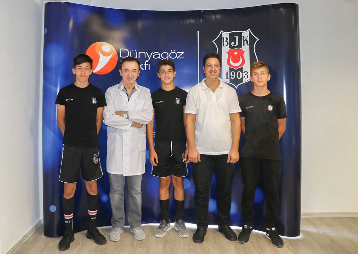 Dünyagöz Vakfı\'ndan Beşiktaşlı Sporculara Göz Taraması