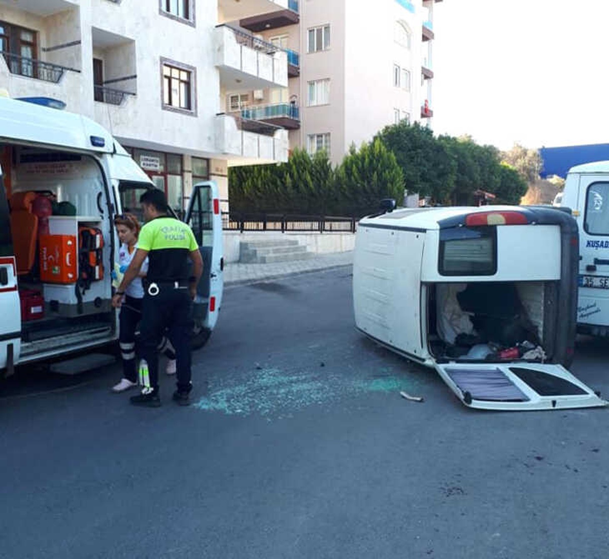 Kuşadası\'nda Aynı Sokakta Peşpeşe Beşinci Kaza