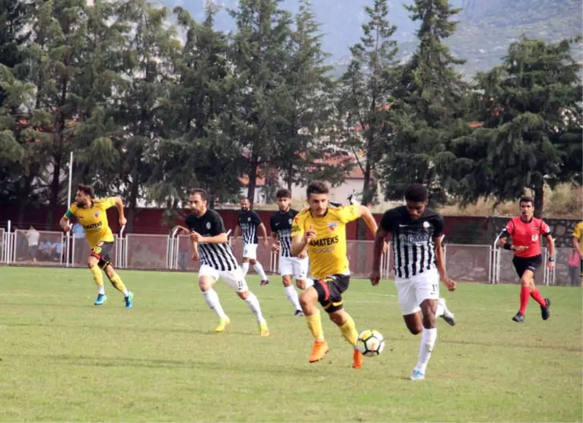 Ziraat Türkiye Kupası 2. Tur: Bucak Belediye Oğuzhanspor: 3 - Kızılcabölükspor: 1