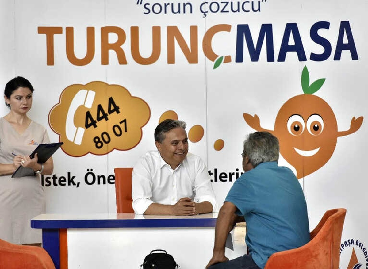 Başkan Uysal, Komşularıyla Biraraya Geldi