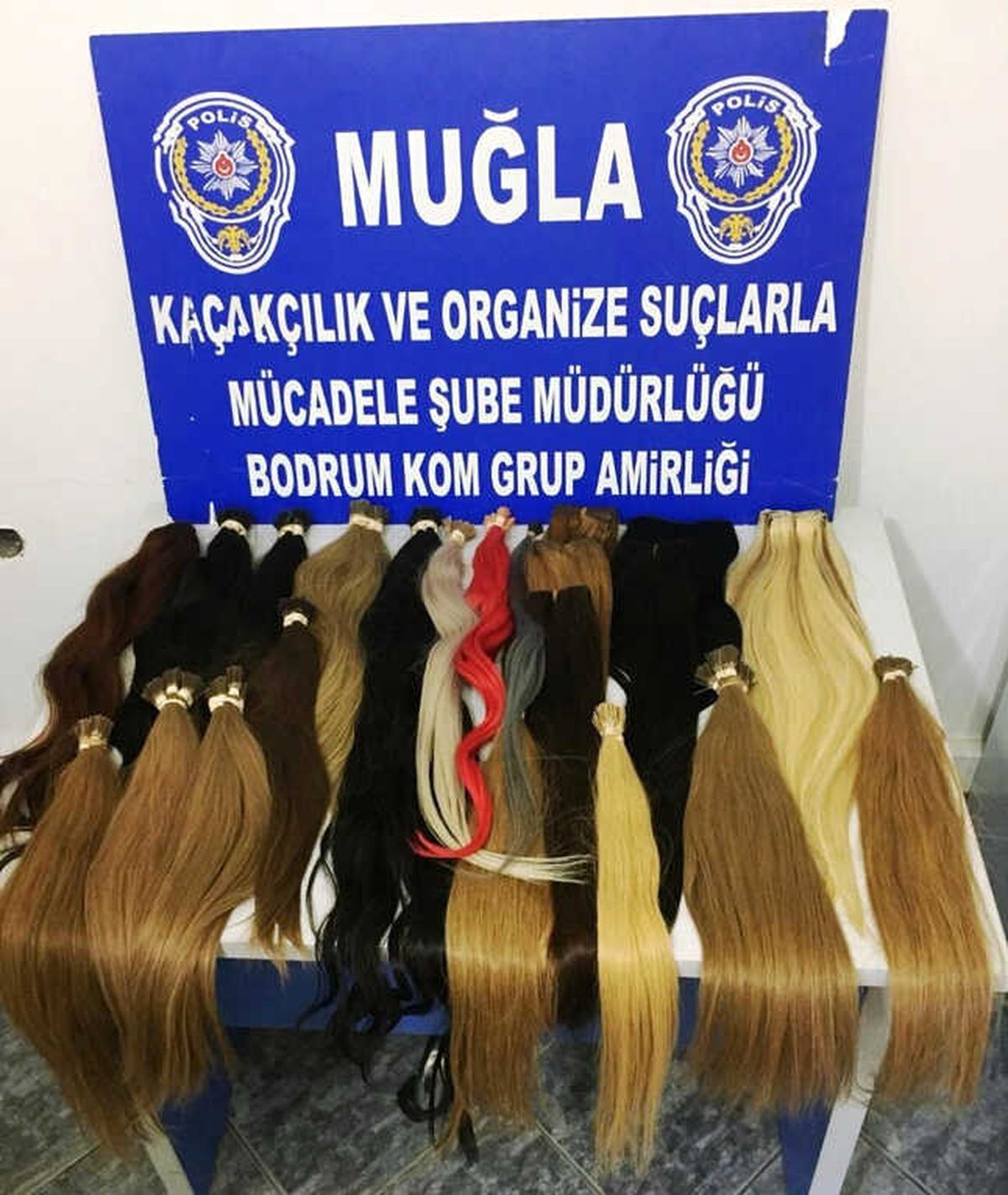 Bodrum\'da 3 Kilo Kaçak İnsan Saçı Ele Geçirildi