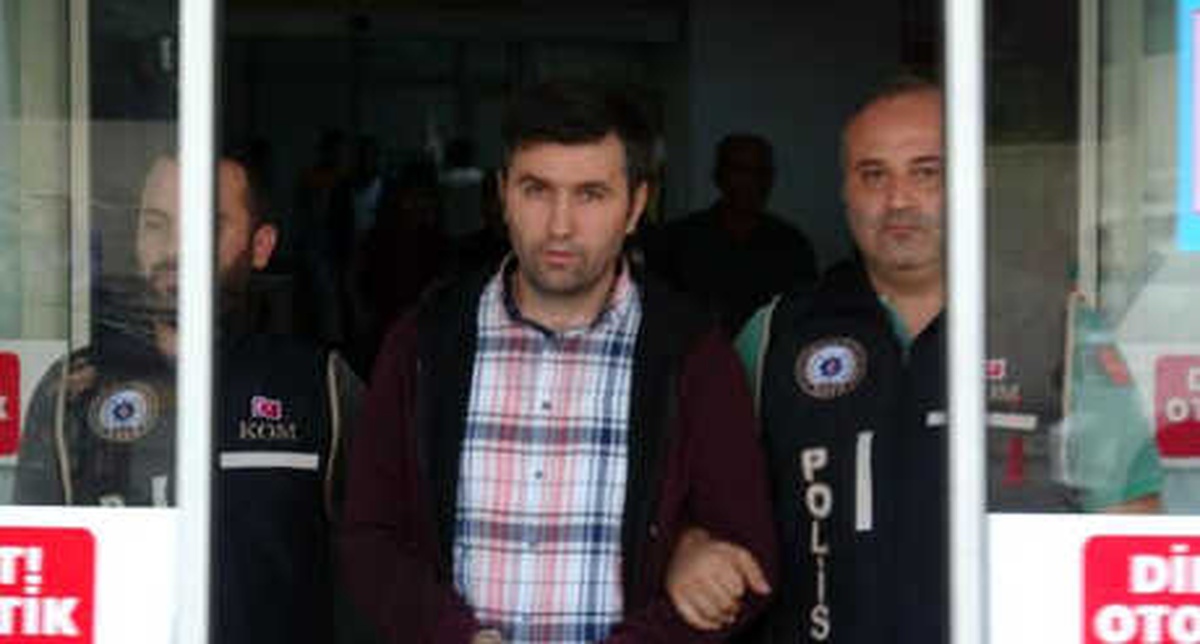 Karabük\'te Eski Öğretmen Fetö\'den Tutuklandı