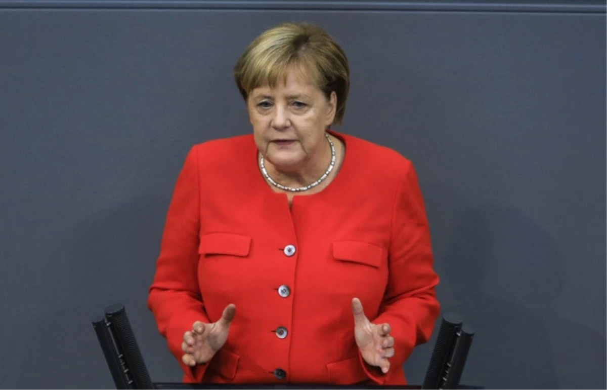 Merkel: Kimyasal Silah Kullanılmasını Görmezden Gelmeyiz
