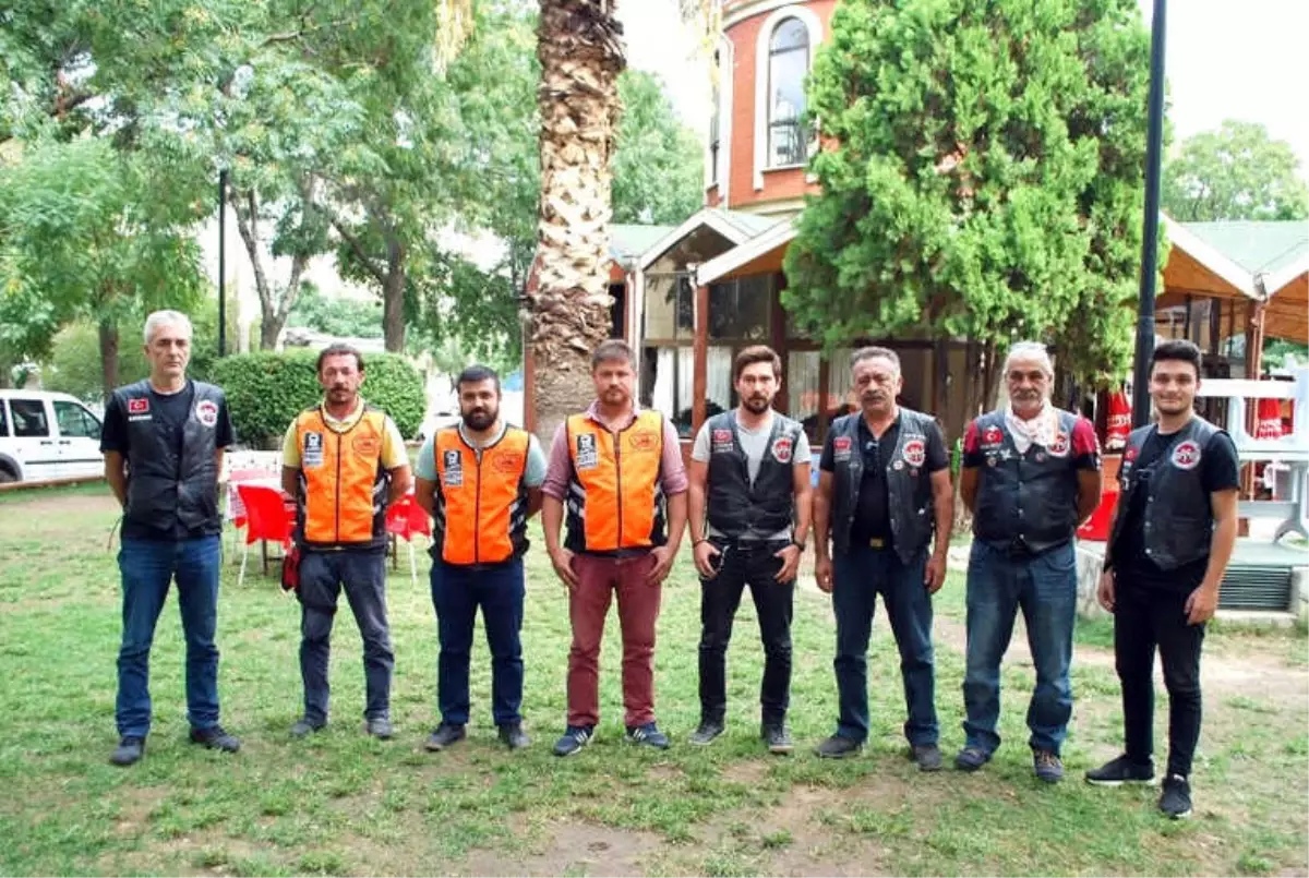 Motosiklet Tutkunları Trafikte Görmezden Gelinmek İstemiyor