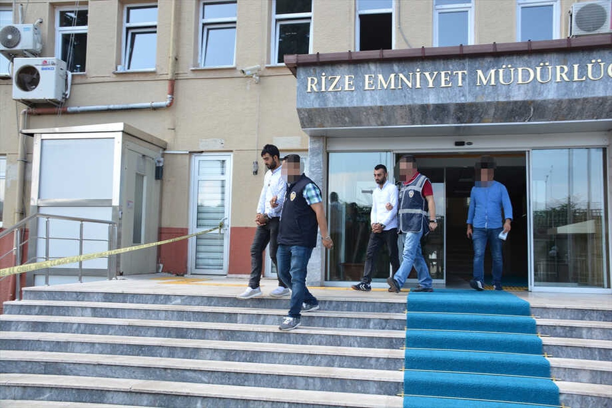 Rize\'de Fetö/pdy Soruşturması Yalanı ile Dolandırıcılık