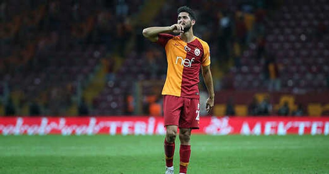 samuel-eto-o-ve-can-arat-sosyal-medyada-emre-11225475_6762_o.jpg