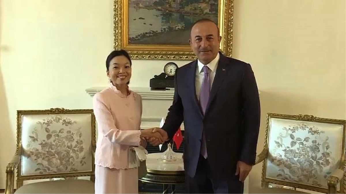 Tırnaklarıyla Dikkat Çeken Japonya Prensesi Akiko Mikasa Türkiye\'de