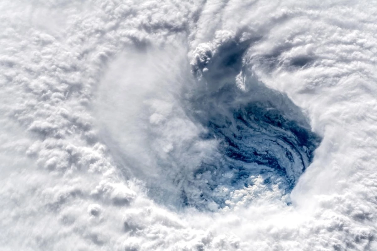 Florence Kasırgası Uzaydan Böyle Görüntülendi